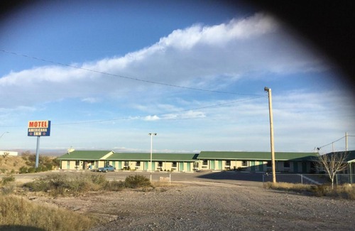 Sierra Blanca Hotel | Americana Inn