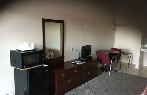 Sierra Blanca Hotel | Americana Inn