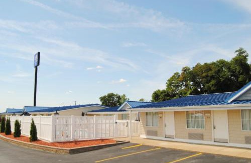 Barton Hotel | Americas Best Value Inn & Suites St Clairsville Wheeling