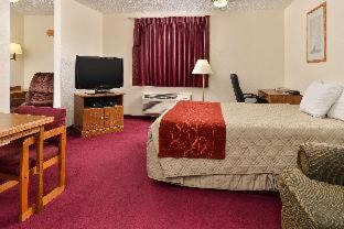 Harrisonville Hotel | Americas Best Value Inn & Suites Harrisonville