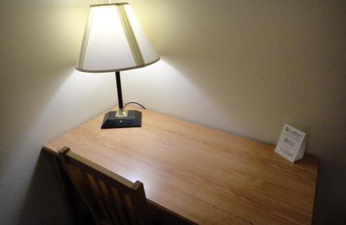 Spring Valley Hotel | Americas Best Value Inn & Suites-Spring Valley