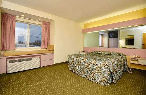 East Syracuse Hotel | Americas Best Value Inn East Syracuse
