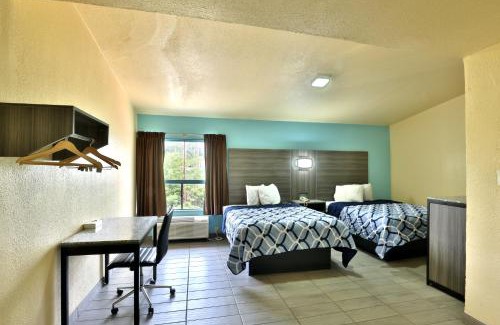 Oak Park - Northwood Hotel | Americas Best Value Inn San Antonio Airport South
