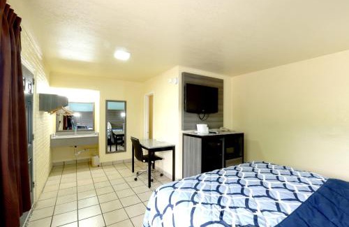 Oak Park - Northwood Hotel | Americas Best Value Inn San Antonio Airport South
