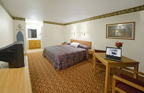 Weatherford Hotel | Americas Best Value Inn Weatherford, TX