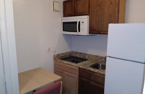 Amarillo Hotel | Americas Best Value Inn Amarillo Airport