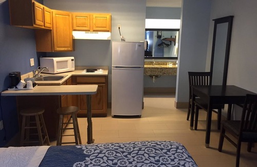 Bishop Hotel | Americas Best Value Inn Bishop Kingsville