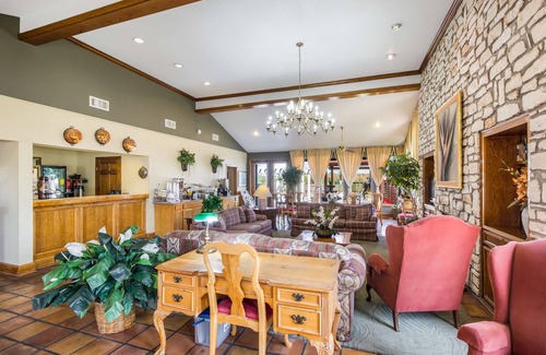Columbus Hotel | Americas Best Value Inn Columbus, TX