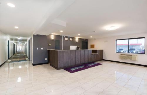 East Peoria Hotel | Americas Best Value Inn East Peoria