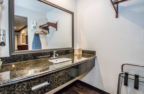 Fort Worth Hotel | Americas Best Value Inn Ft. Worth