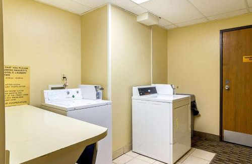 Fargo Hotel | Americas Best Value Inn Fargo