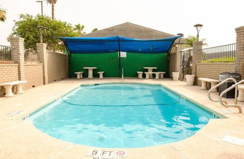Harlingen Hotel | Americas Best Value Inn Harlingen