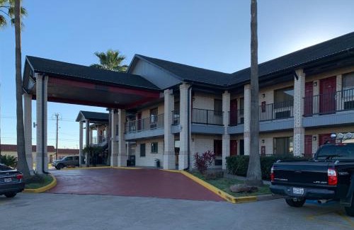 Southeast Houston Hotel | Americas Best Value Inn Hobby Airport