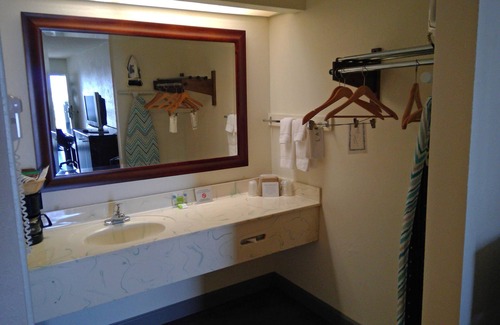 Kinston Hotel | Americas Best Value Inn Kinston