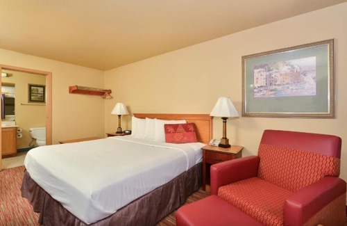 Fort Lewis Hotel | Americas Best Value Inn Lakewood South Tacoma