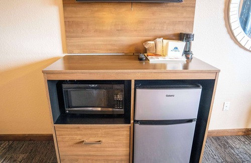 Lynnwood Hotel | Americas Best Value Inn Lynnwood Seattle