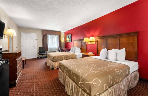 Montezuma Hotel | Americas Best Value Inn Montezuma