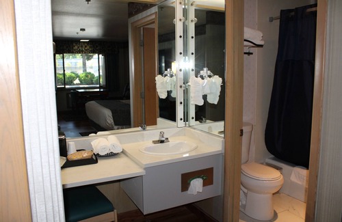Phoenix Hotel | Americas Best Value Inn Phoenix Medford