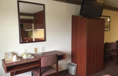 Brunswick Hotel | Americas Best Value Inn & Suites Brunswick