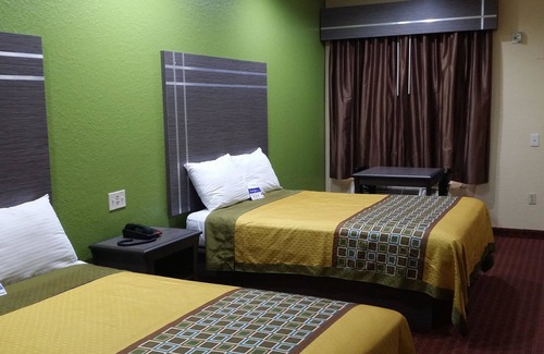 Northside Hotel | Americas Best Value Inn & Suites Houston NE