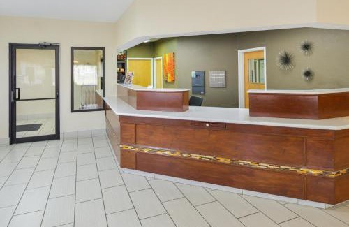 Bastrop Hotel | Americas Best Value Inn & Suites Bastrop