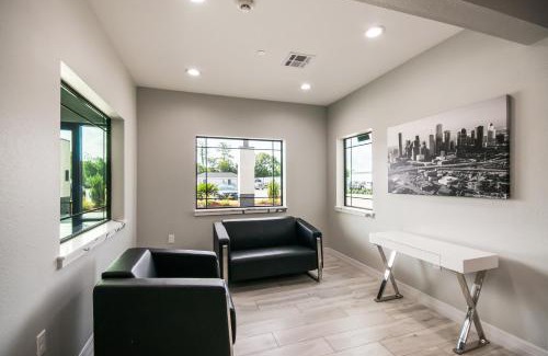 Northside Hotel | Americas Best Value Inn & Suites Northeast Houston Downtown I-610