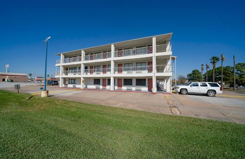 Humble Hotel | Americas Best Value Inn & Suites Humble
