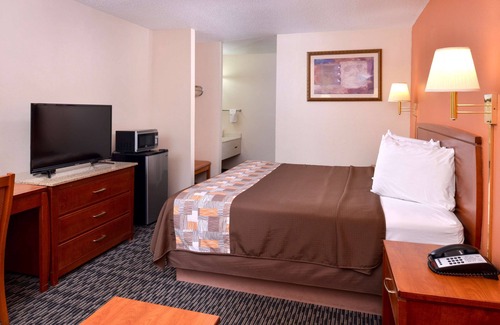 Sullivan Hotel | Americas Best Value Inn Sullivan
