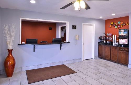 Batesville Hotel | Americas Best Value Inn - Batesville