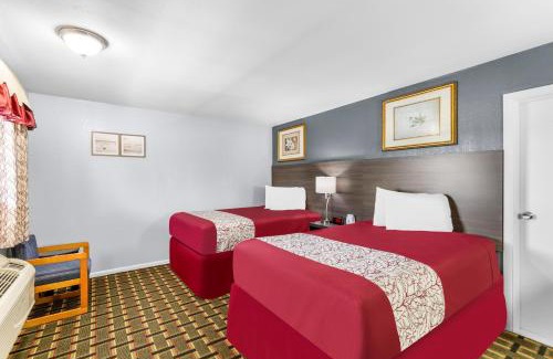 Belleville Hotel | Americas Best Value Inn Belleville