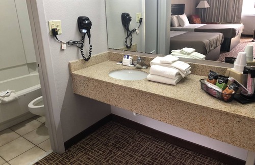 Brinkley Hotel | Americas Best Value Inn Brinkley