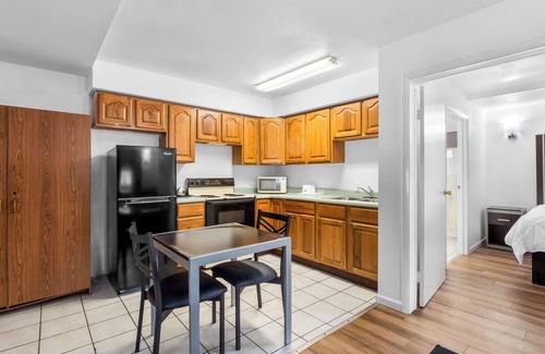 Jonesville Hotel | Americas Best Value Inn Jonesville Hillsdale