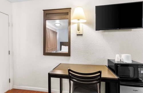 Stillwater Hotel | Americas Best Value Inn Stillwater