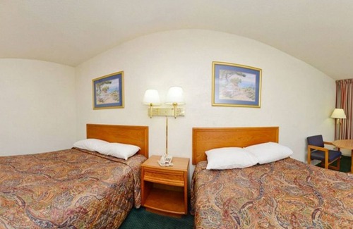 Wilson Apartment | Americas Best Value Inn Wilson - UNIT 26 2 BED FIRST FLOOR