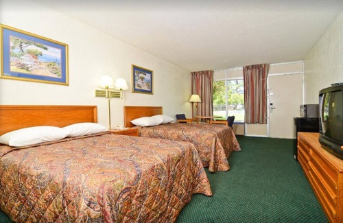 Wilson Apartment | Americas Best Value Inn Wilson - UNIT 26 2 BED FIRST FLOOR