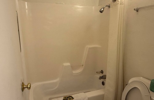 Wendover Hotel | Americas Best Value Inn Wendover