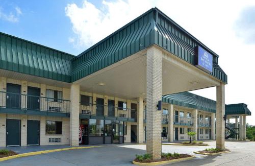 Winona Hotel | Americas Best Value Inn Winona