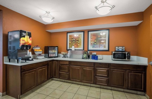 La Grande Hotel | Americas Best Value Sandman Inn