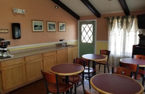 Arkansas City Hotel | Americas Best Value Inn Arkansas City