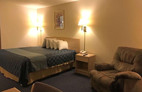 Champaign Hotel | Americas Best Value Inn Champaign