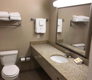 Gun Barrel City Hotel | Americas Best Value Inn - Gun Barrel City