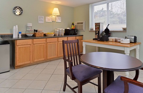 Jefferson City Hotel | Americas Best Value Inn Jefferson City