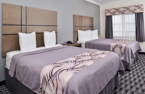 Humble Hotel | Americas Inn & Suites IAH North