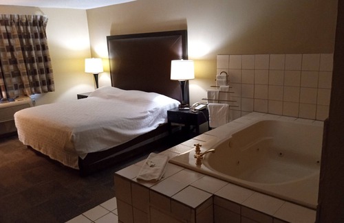 Webster City Hotel | Americas Inn