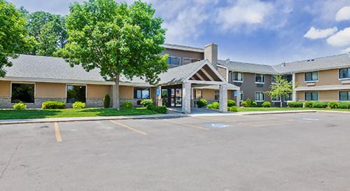 Algona Hotel | AmericInn by Wyndham Algona