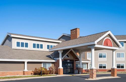 Beaver Dam Hotel | AmericInn by Wyndham Beaver Dam