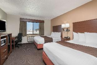 Bismarck Hotel | AmericInn by Wyndham Bismarck