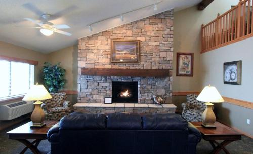 Cedar Rapids - Iowa City Hotel | AmericInn by Wyndham Cedar Rapids Airport