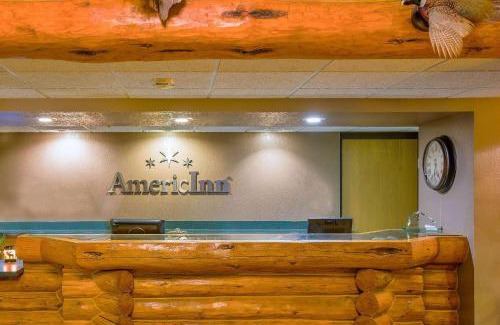Chamberlain Hotel | AmericInn by Wyndham Chamberlain Conference Center