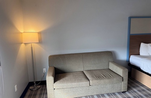 Columbus Hotel | AmericInn by Wyndham Columbus Wisconsin